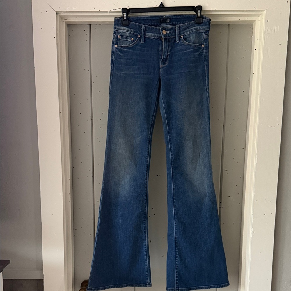 MOTHER Flare Jeans in Classic Blue
